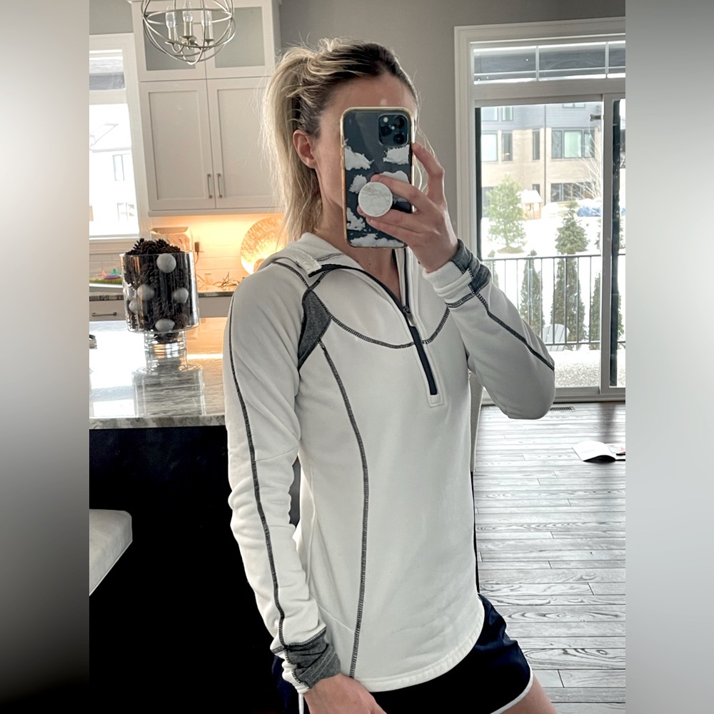 Hooded 1/4 Zip Pullover